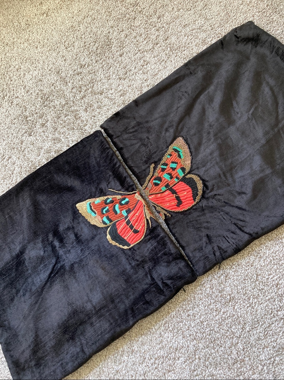 2 Anthropologie Velvet Beaded Butterfly Isadora Pillow Cases Shams Square 18x18 - Picture 3 of 15